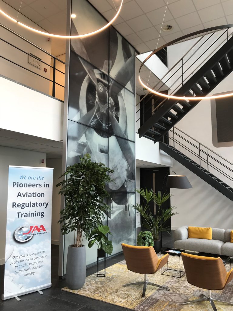 This image has an empty alt attribute; its file name is lobby-768x1024.jpg